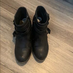 Rocket dog black booties